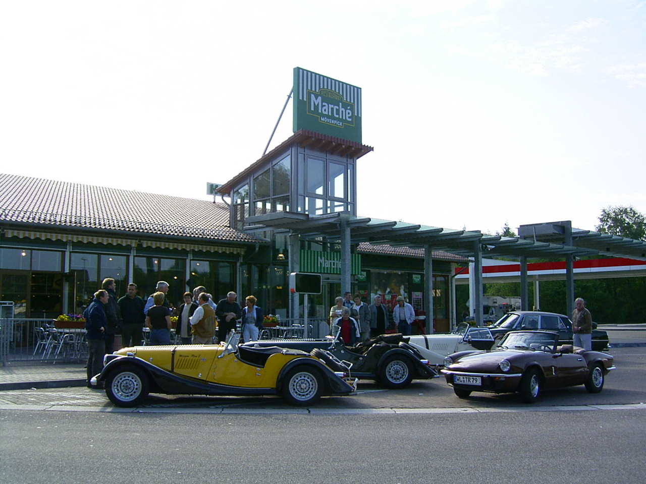 Treffen britischer Sportwagen in Rendsburg Mai 2003!